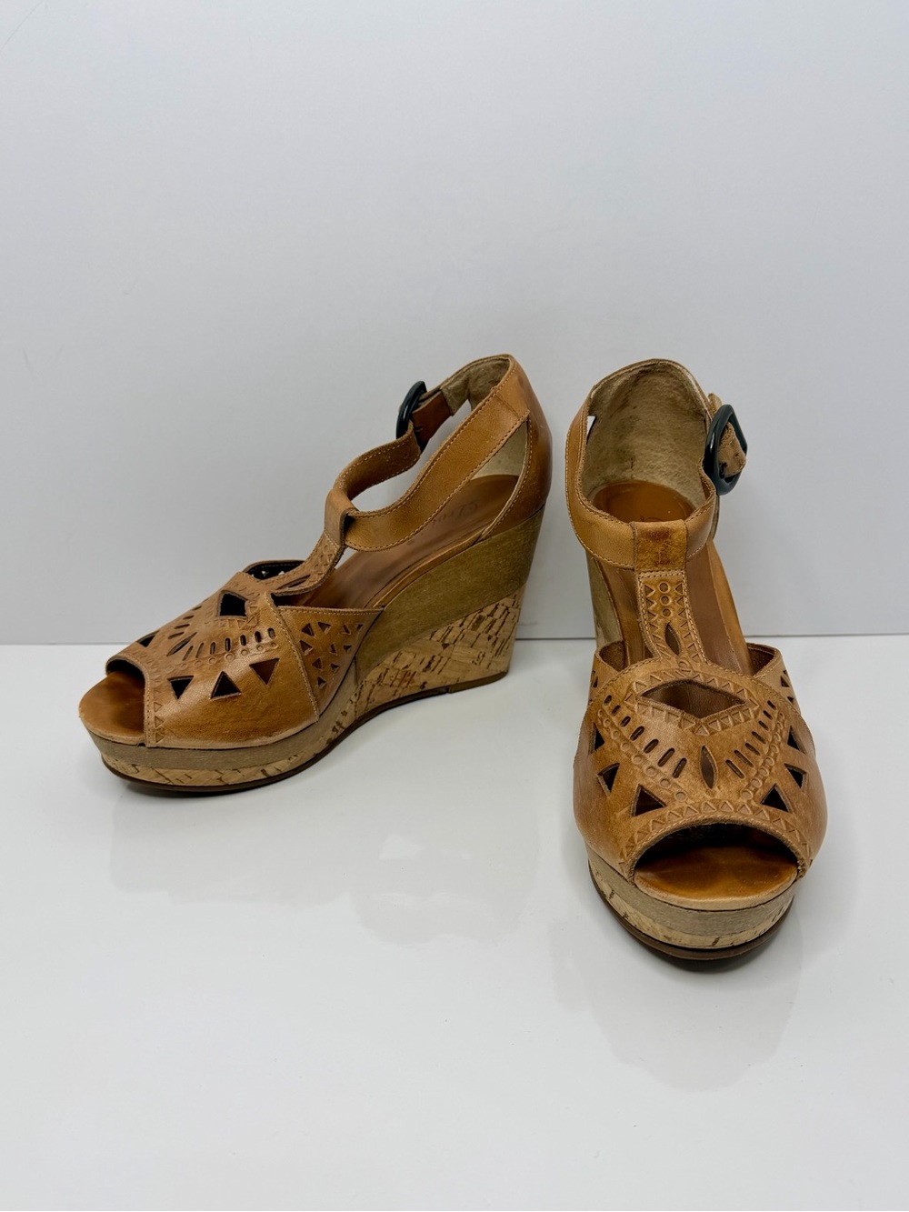 Levi’s Canyon Laser-Cut Leather Wedge Sandals